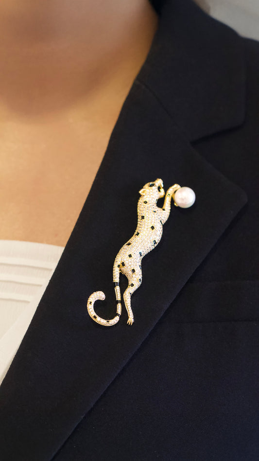 Jaguar Brooch